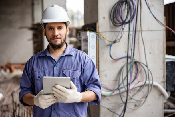 Best Emergency Electrical Repair  in Green Oaks, IL