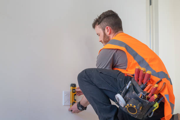 Best Electrical Repair Services  in Green Oaks, IL